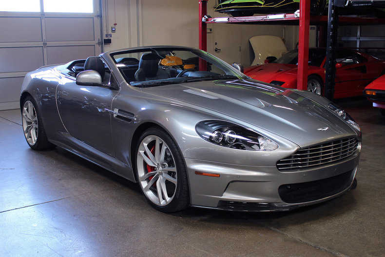 Aston Martin DBS