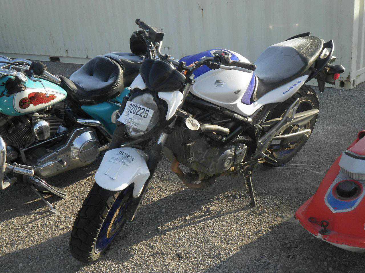 Suzuki SFV650L