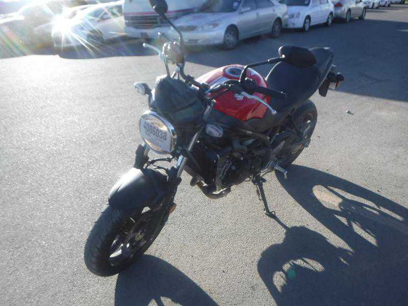 Suzuki SV650L7