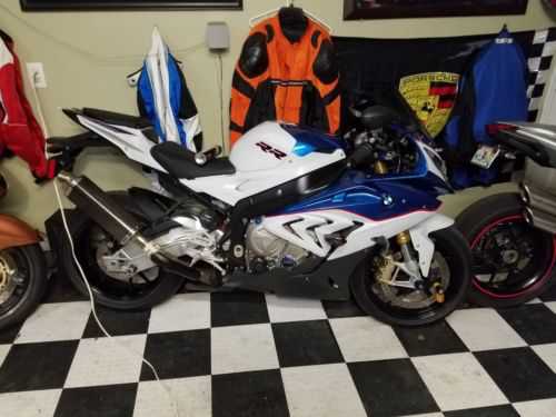 BMW S 1000 RR