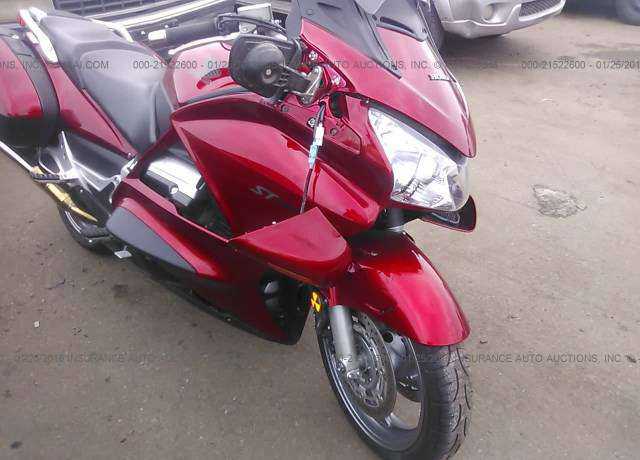 Honda ST1300A