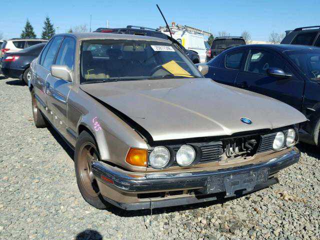 BMW 735i