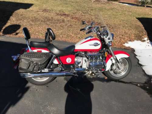 Honda GL1500C (VALKYRIE)
