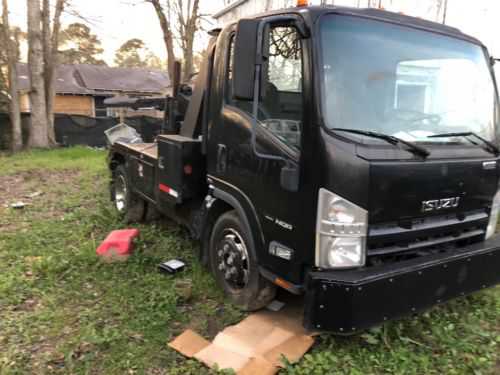 ISUZU