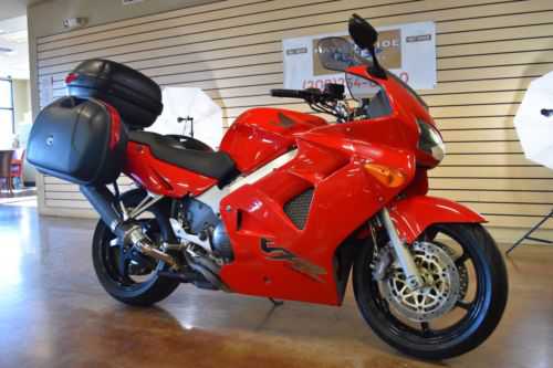 Honda VFR800Fi (INTERCEPTOR)