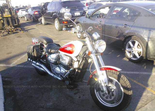 Suzuki VZ800