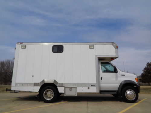 Ford E-550