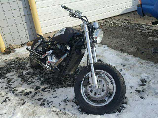 Suzuki VZ800