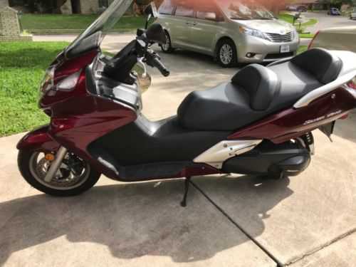 Honda FSC600 (Silver Wing)