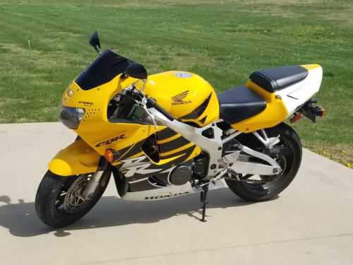 Honda CBR900
