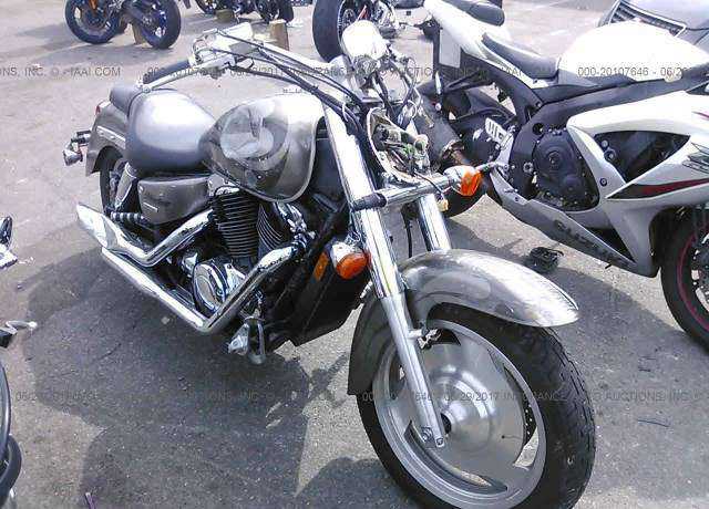 Honda VT1100C2 (SHADOW SABRE)