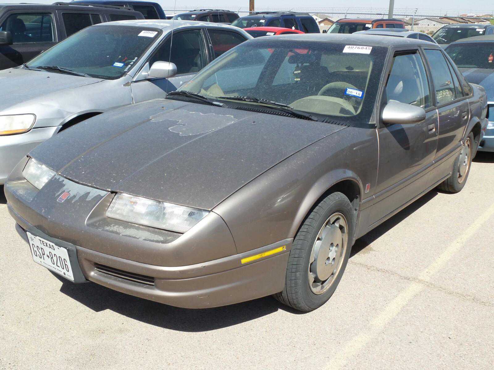 Saturn SL2