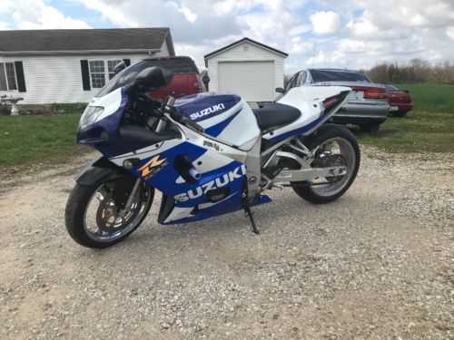 Suzuki GSX-R750