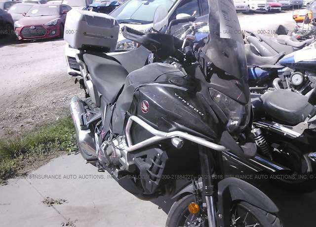 Honda VFR1200XD