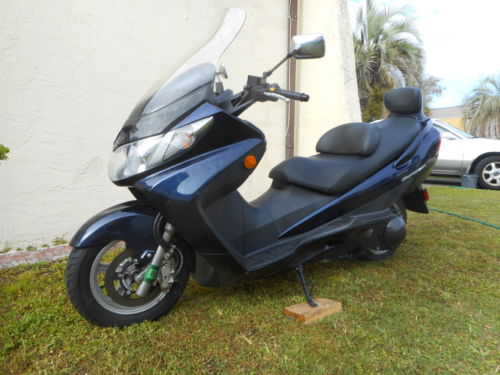 Suzuki AN400K