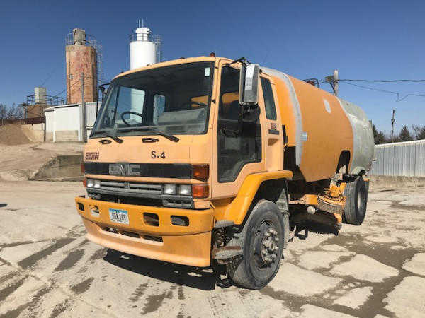 GMC W7