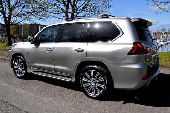 2016 Lexus LX