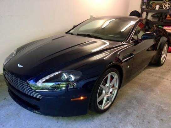 Aston Martin V8 Vantage