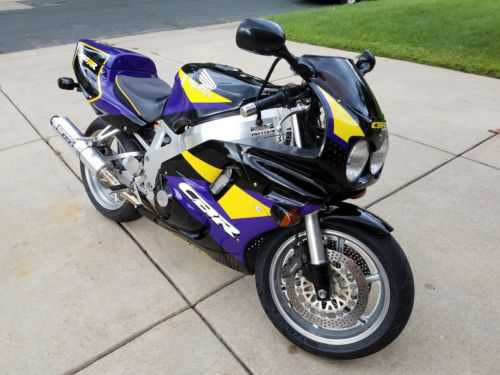 Honda CBR900