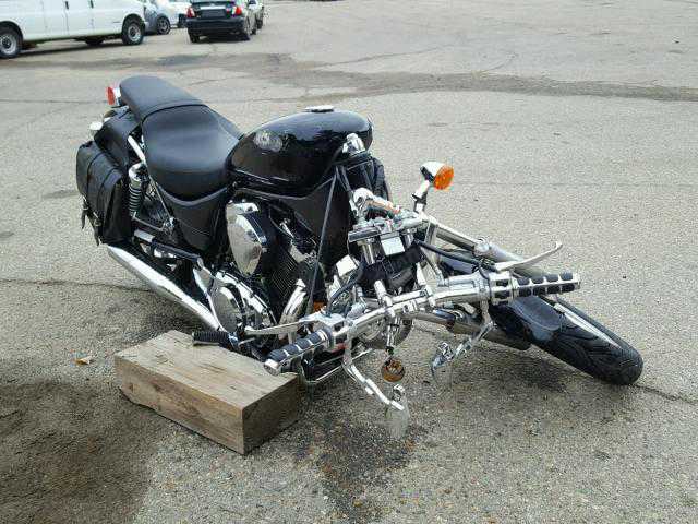 Suzuki VS800