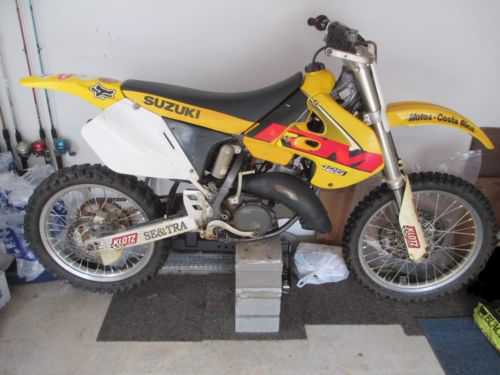 Suzuki RM125