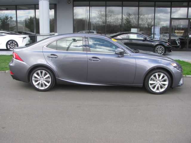 2015 Lexus IS