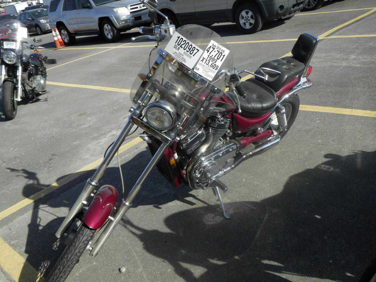 Suzuki VS800