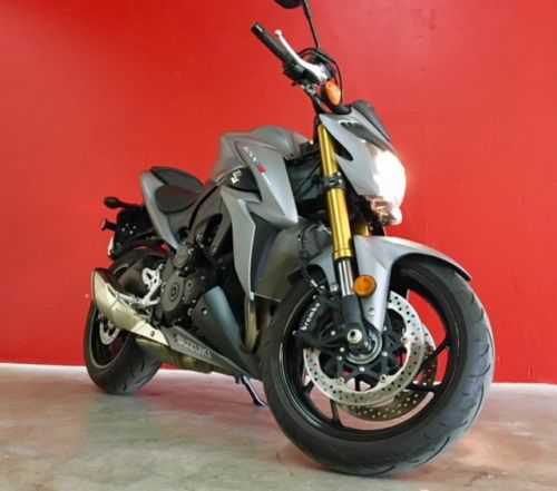 Suzuki GSX-S1000