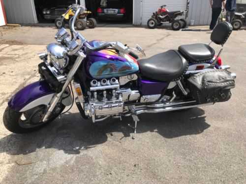 Honda GL1500C (VALKYRIE)