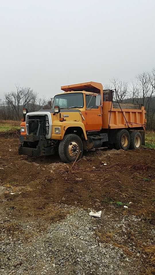 Ford LT8000