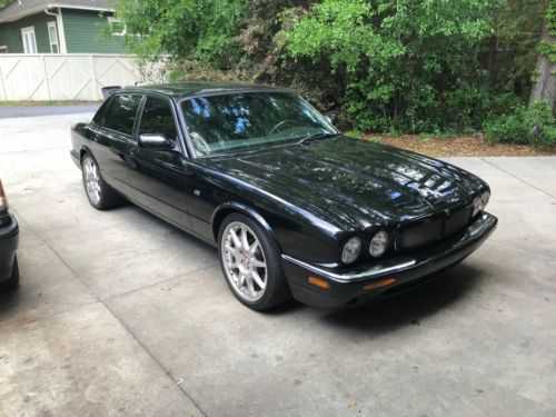 Jaguar XJR