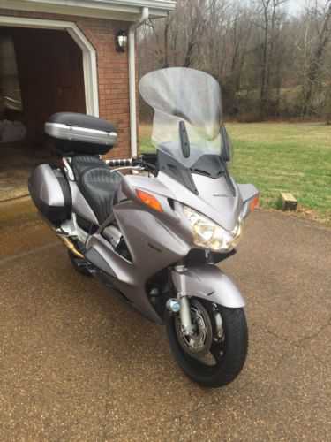 Honda ST1300A