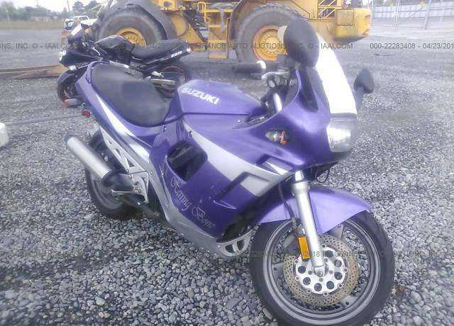 Suzuki GSX750F