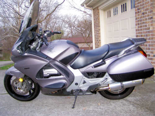 Honda ST1300A