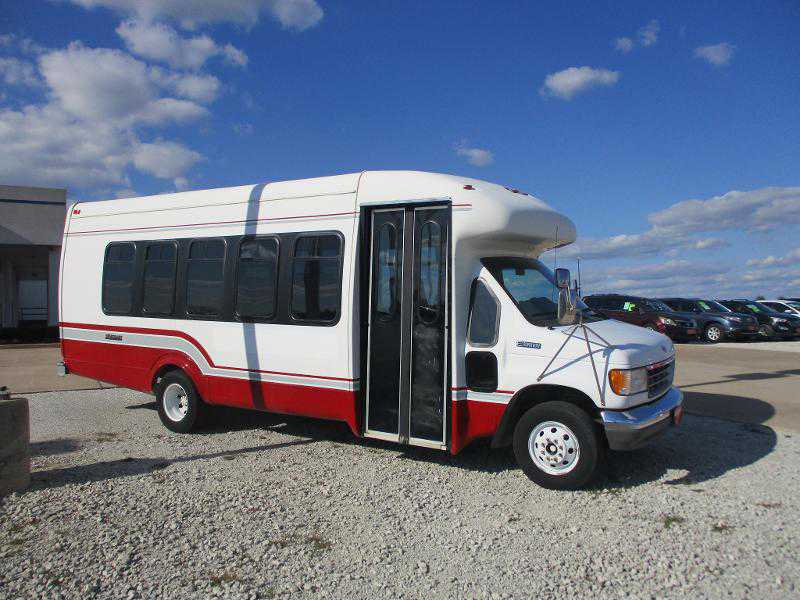 Ford E-450
