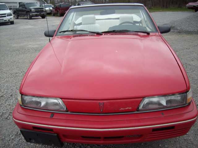Pontiac Sunbird