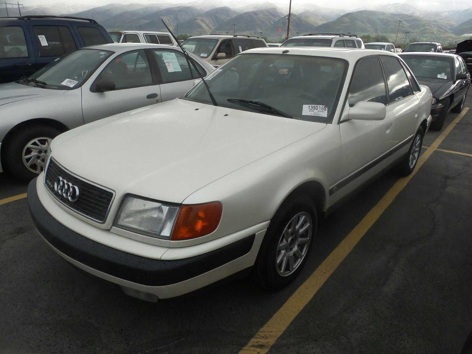 Audi 100