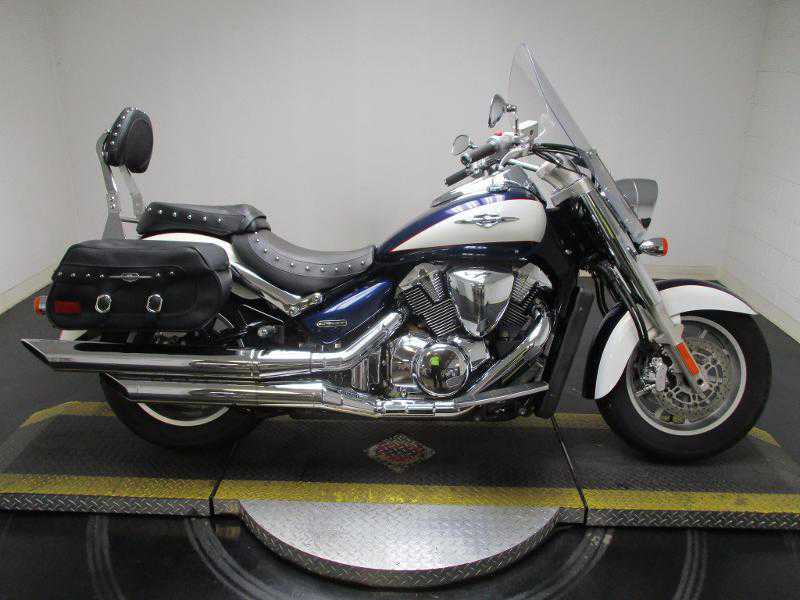 Suzuki VLR1800/VLR1800T