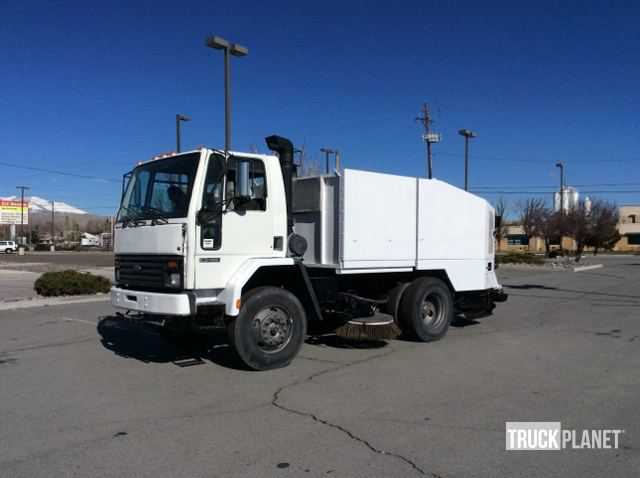 Ford CF7000