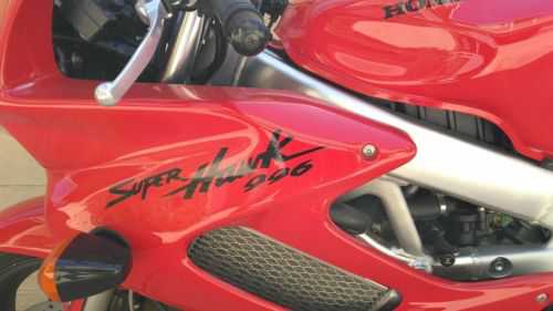 Honda VTR1000F (SUPERHAWK)