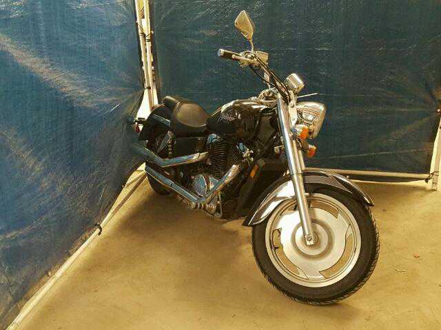 Honda VT1100C2 (SHADOW SABRE)