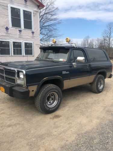 Dodge Ramcharger