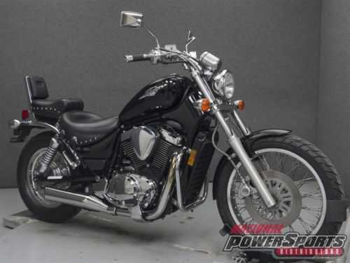 Suzuki VS800