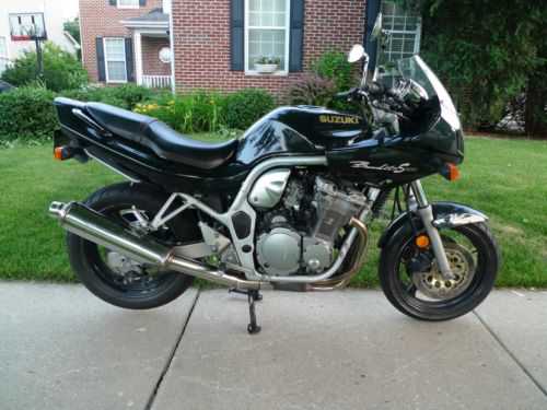 Suzuki GSF600S