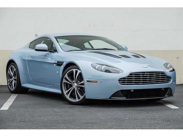 Aston Martin V12 Vantage