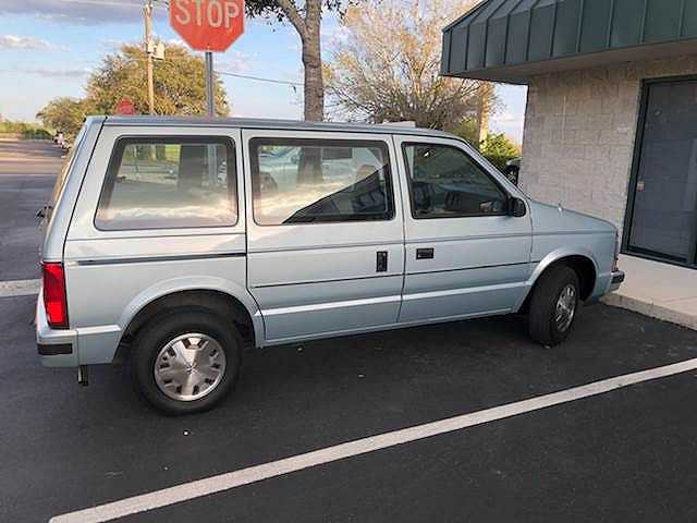 Dodge Caravan
