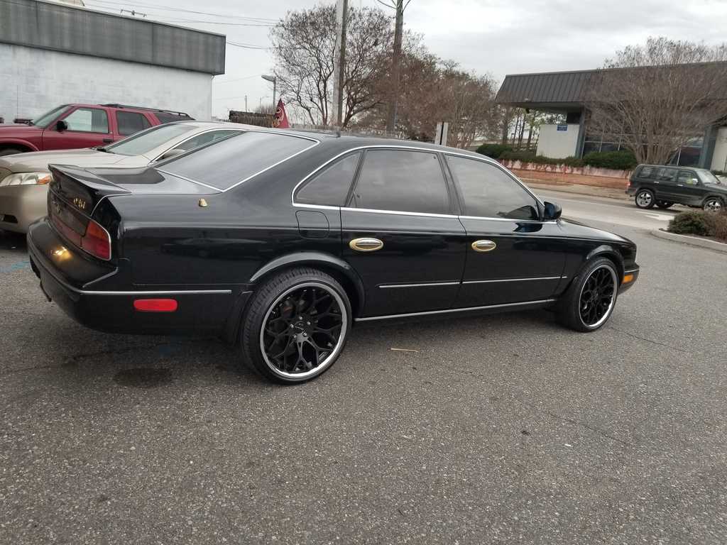Infiniti Q45