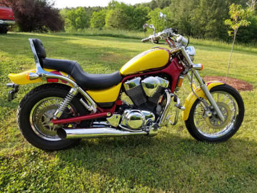 Suzuki VS1400
