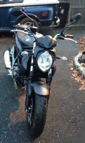 Suzuki SFV650L