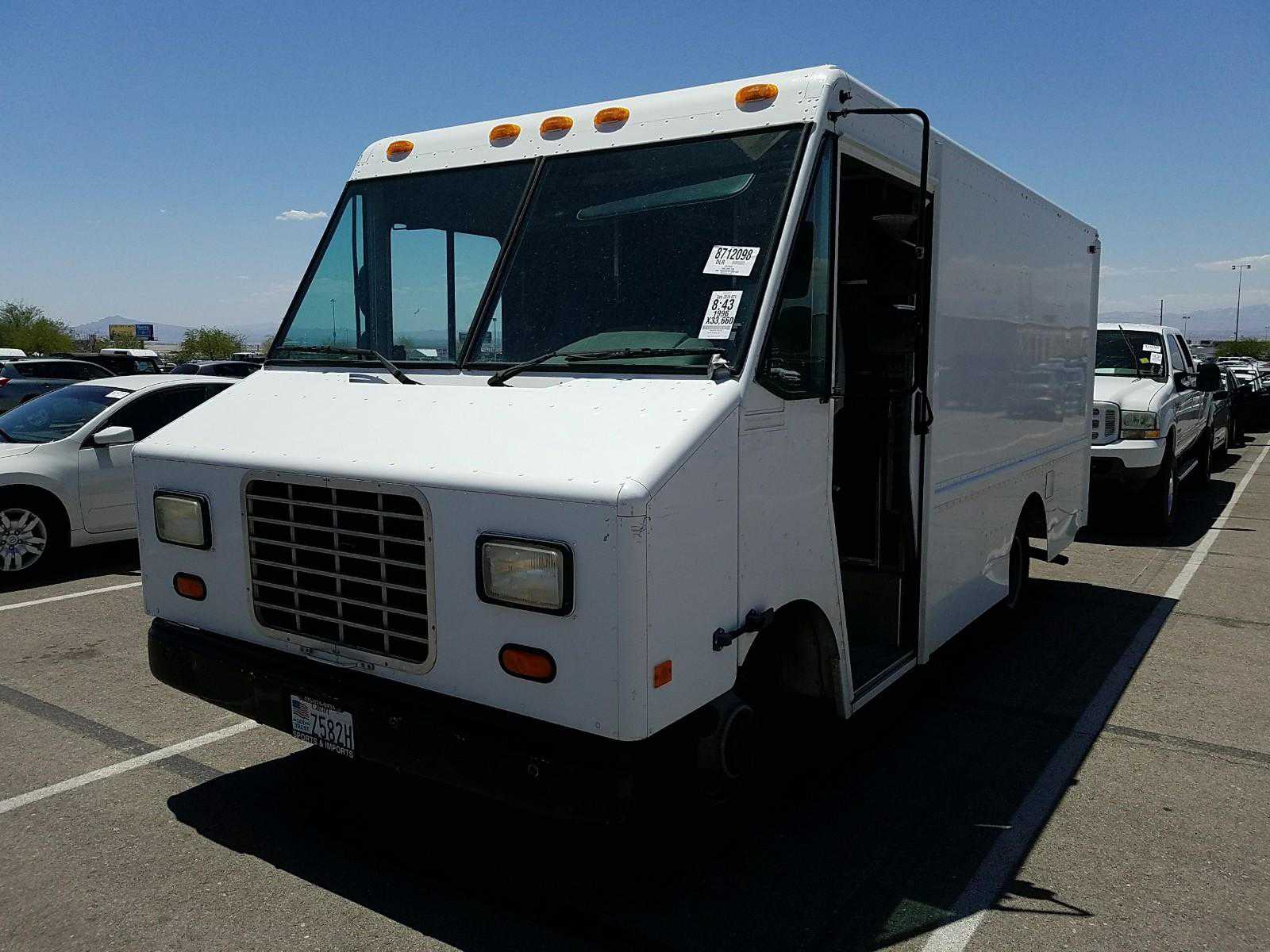 GMC P Truck Forward